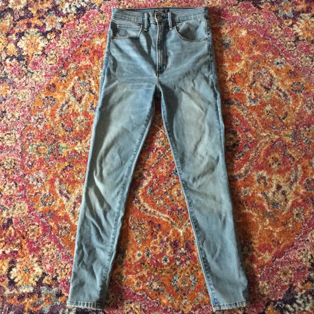 Ultra high rise super skinny jeans A&F
